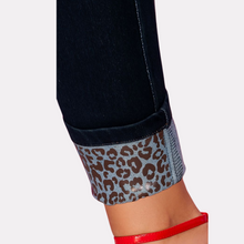 JEAN AZUL OSCURO ANIMAL PRINT